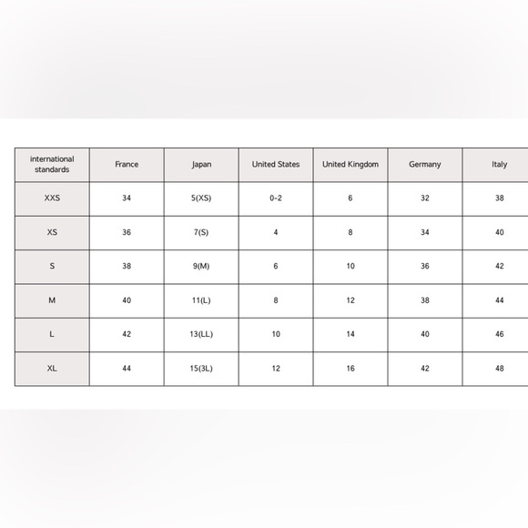 C.T. Plage Camel Raccoon Fox Turtle Neck Pullover Size 4 - Picture 7 of 7